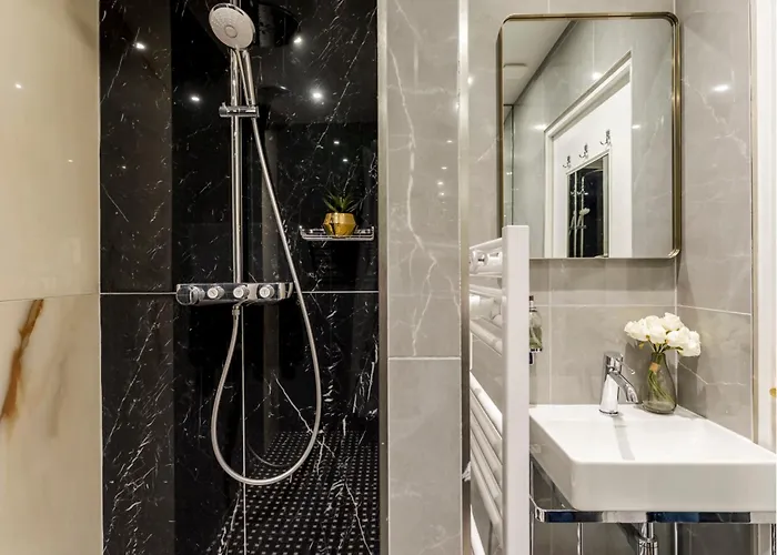 Merveil - Luxury -champselysees- Florentin I Paris