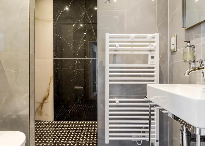 Daire Merveil - Luxury -champselysees- Florentin I Paris